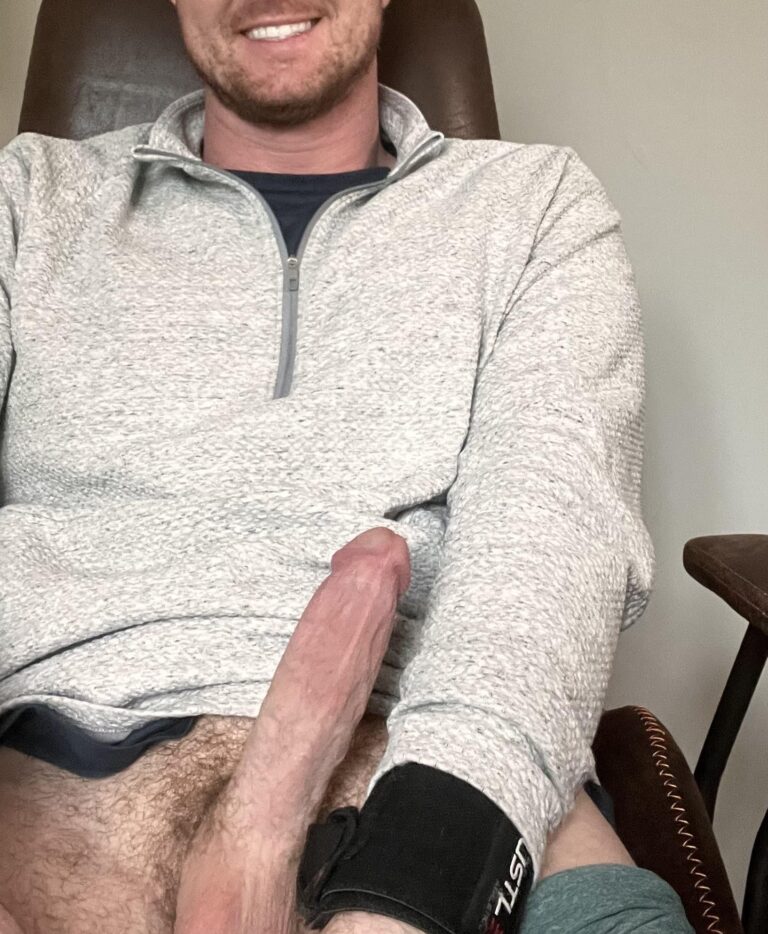 Since you were all so kind on my semi pic… here’s a dad dong standing at attention