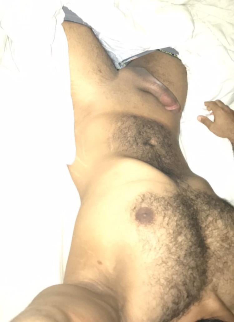 26 m Arab Looking for trade and jerk together add