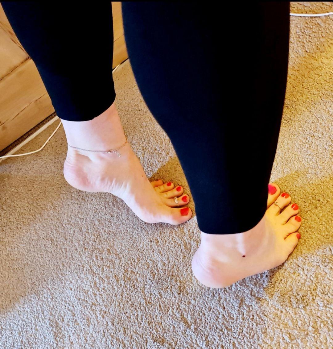 Swap my feet for your older guy cocks