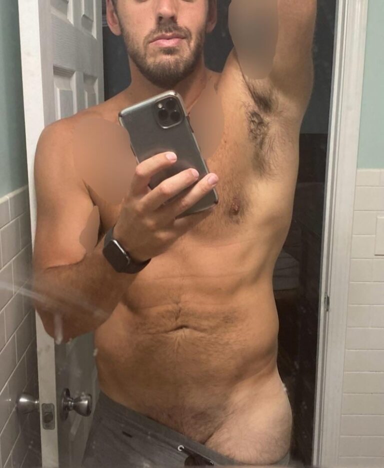 Who loves their men on the bigger side? I’m 6’4” 250 pounds.
