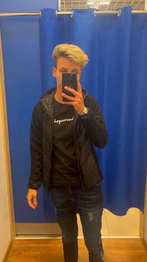 I really like fitting rooms